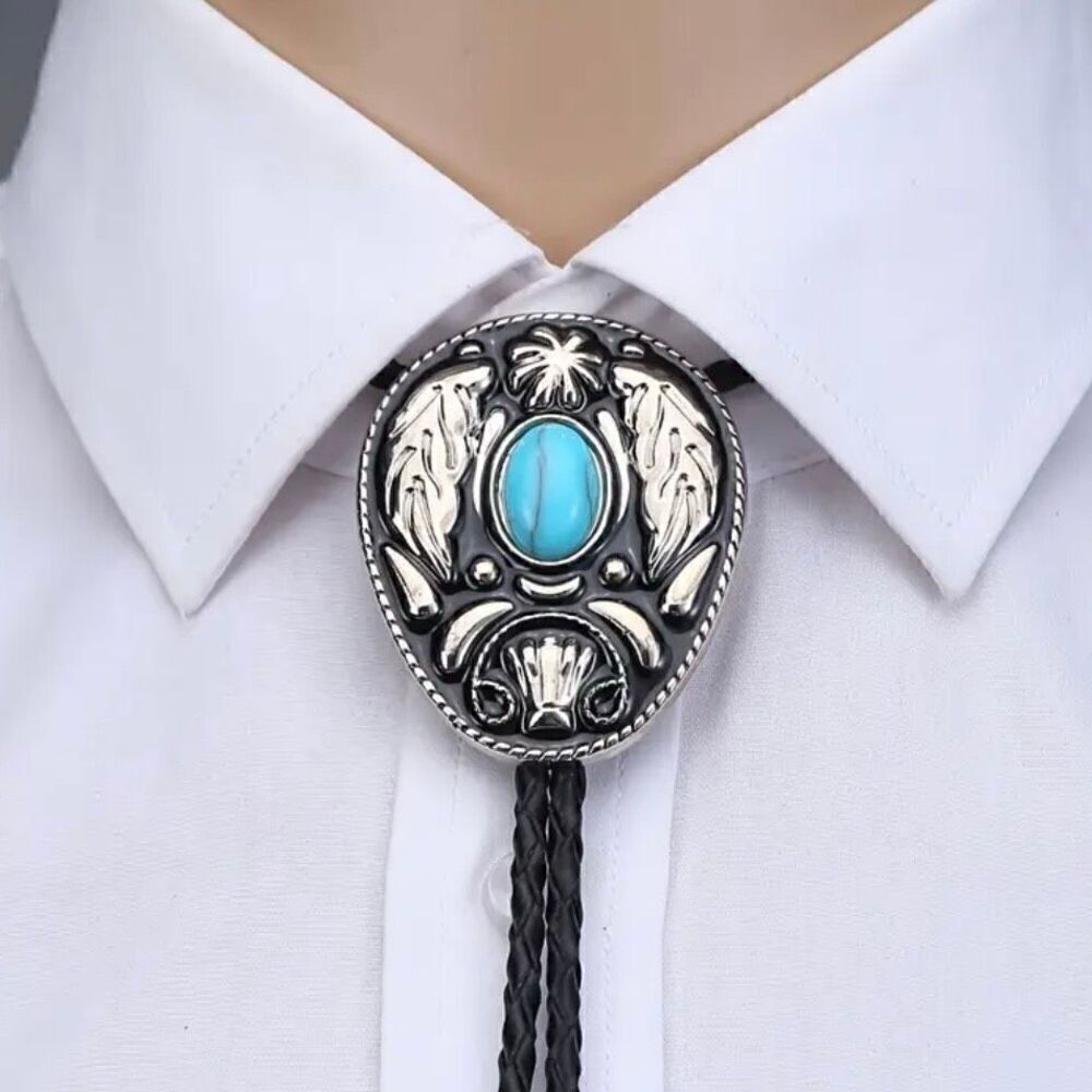 New Vintage Style Bolo Tie Men’s Western Leaf Design Rustic Fashion Accessory
